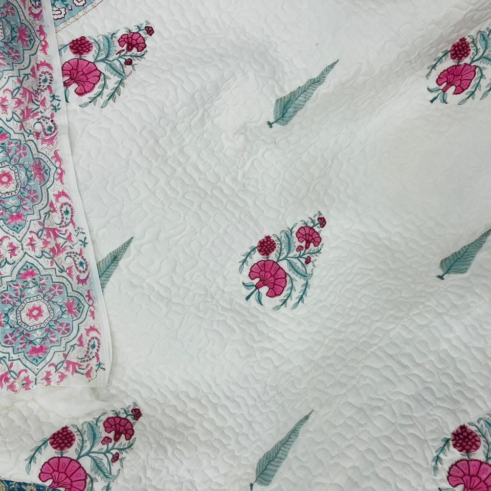 Hand block printed muslin cotton quilt, reversible design, white and pink, all-season comfort