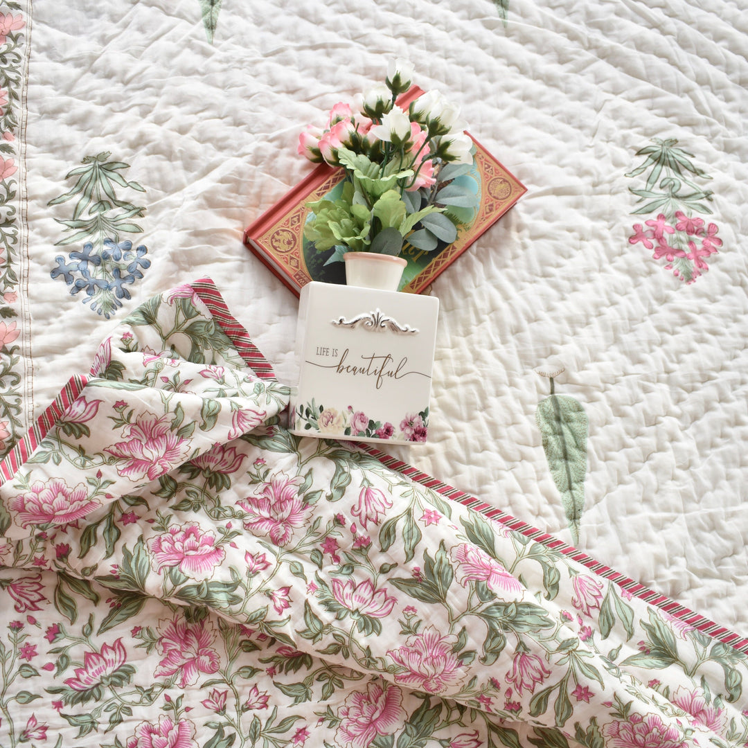 Hand block printed muslin cotton quilt, reversible design, white and pink, all-season comfort